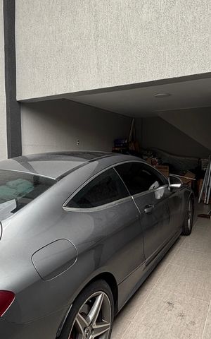 Casa à venda com 133m², 3 quartos e 2 vagas Casa à venda com 133m², 3 quartos e 2 vagasGaragem