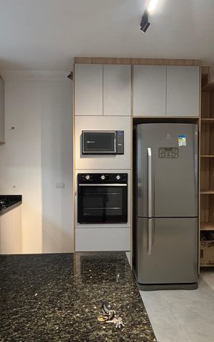 Casa à venda com 133m², 3 quartos e 2 vagas Casa à venda com 133m², 3 quartos e 2 vagasCozinha