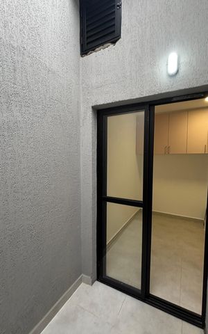 Casa à venda com 133m², 3 quartos e 2 vagas Casa à venda com 133m², 3 quartos e 2 vagasVaranda da Suíte 2