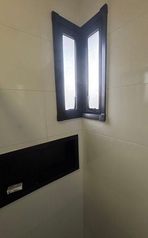 Casa à venda com 133m², 3 quartos e 2 vagas Casa à venda com 133m², 3 quartos e 2 vagasBanheiro da Suíte 1