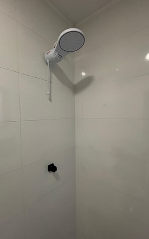 Casa à venda com 133m², 3 quartos e 2 vagas Casa à venda com 133m², 3 quartos e 2 vagasBanheiro da Suíte 2