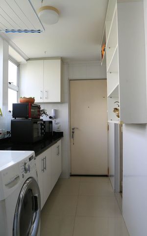 Apartamento para alugar com 185m², 3 quartos e 4 vagas Apartamento para alugar com 185m², 3 quartos e 4 vagasÁrea de Serviço