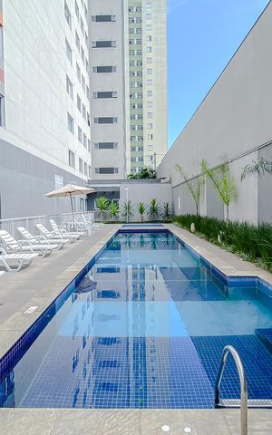 Apartamento à venda com 45m², 2 quartos e sem vagaÁrea comum - Piscina