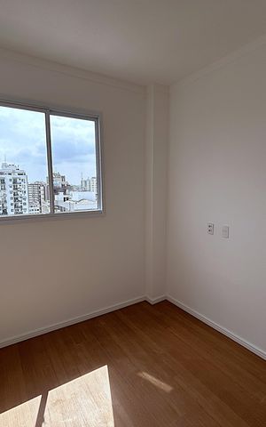 Apartamento à venda com 32m², 1 quarto e 1 vagaQuarto