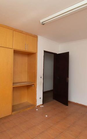 Casa para alugar com 400m², 3 quartos e 5 vagas Casa para alugar com 400m², 3 quartos e 5 vagasQuarto 2