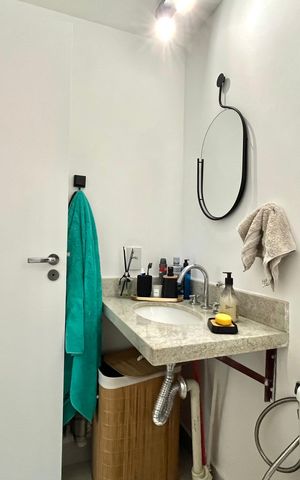 Apartamento à venda com 75m², 2 quartos e 1 vaga Apartamento à venda com 75m², 2 quartos e 1 vagaBanheiro Corredor