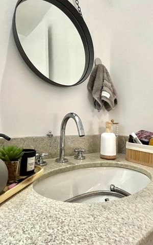 Apartamento à venda com 75m², 2 quartos e 1 vaga Apartamento à venda com 75m², 2 quartos e 1 vagaBanheiro da Suíte