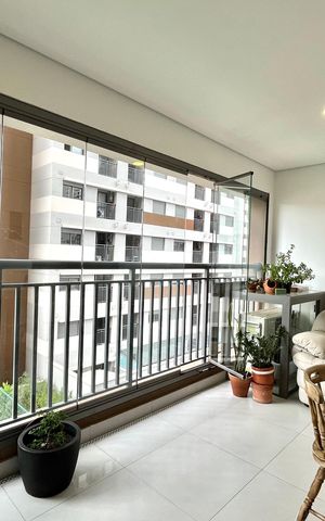 Apartamento à venda com 75m², 2 quartos e 1 vaga Apartamento à venda com 75m², 2 quartos e 1 vagaVaranda