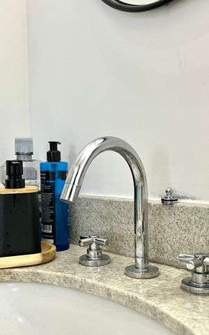 Apartamento à venda com 75m², 2 quartos e 1 vaga Apartamento à venda com 75m², 2 quartos e 1 vagaBanheiro Corredor
