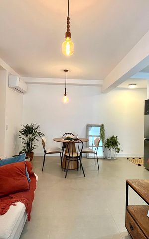 Apartamento à venda com 75m², 2 quartos e 1 vaga Apartamento à venda com 75m², 2 quartos e 1 vagaSala