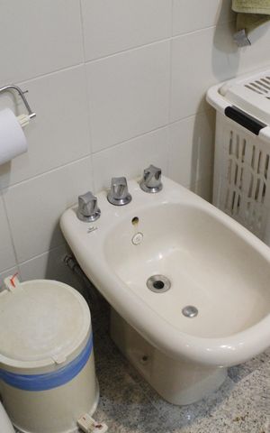 Casa de condomínio à venda com 293m², 6 quartos e 2 vagasBanheiro da Suíte