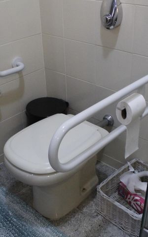 Casa de condomínio à venda com 293m², 6 quartos e 2 vagasBanheiro Social