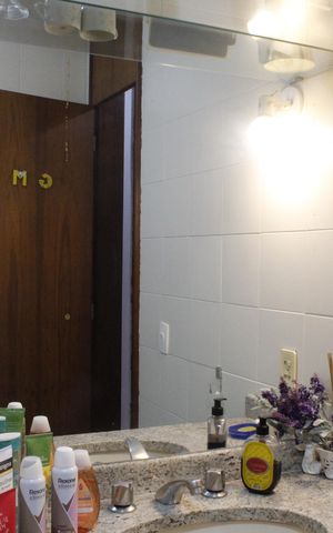 Casa de condomínio à venda com 293m², 6 quartos e 2 vagasBanheiro Social