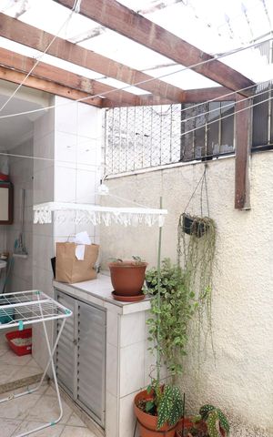 Casa à venda com 150m², 3 quartos e 1 vagaQuintal e área de serviço 