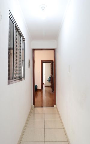 Casa à venda com 150m², 3 quartos e 1 vagaCorredor 