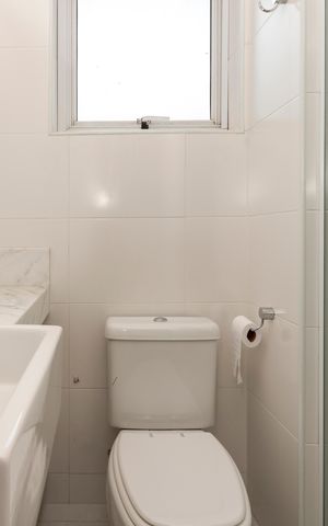 Apartamento para alugar com 134m², 3 quartos e 3 vagas Apartamento para alugar com 134m², 3 quartos e 3 vagasBanheiro da Suíte 2