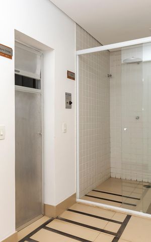 Apartamento para alugar com 134m², 3 quartos e 3 vagas Apartamento para alugar com 134m², 3 quartos e 3 vagasSauna