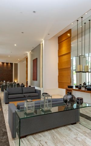 Apartamento para alugar com 134m², 3 quartos e 3 vagas Apartamento para alugar com 134m², 3 quartos e 3 vagasHall de Entrada