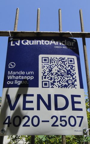 Casa à venda com 242m², 5 quartos e 1 vagaDetalhe