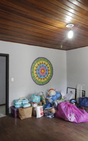 Casa à venda com 242m², 5 quartos e 1 vagaQuarto 1