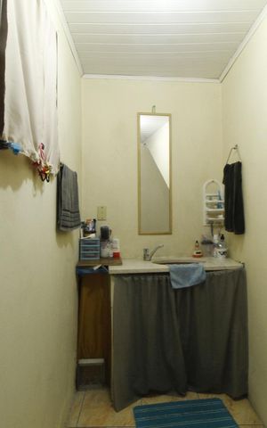 Casa à venda com 242m², 5 quartos e 1 vagaLavabo