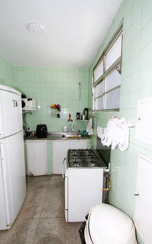 Apartamento à venda com 126m², 4 quartos e 2 vagasCozinha