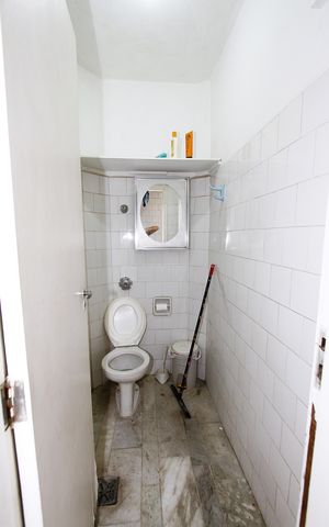 Apartamento à venda com 126m², 4 quartos e 2 vagasBanheiro de serviço
