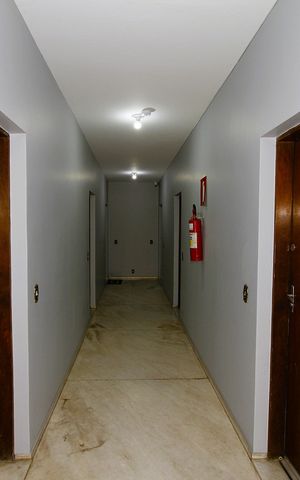 Apartamento à venda com 126m², 4 quartos e 2 vagasCorredor