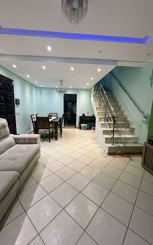 Casa à venda com 150m², 3 quartos e 2 vagas