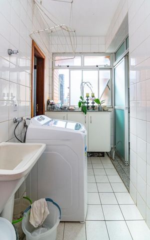 Apartamento à venda com 97m², 3 quartos e 2 vagas Apartamento à venda com 97m², 3 quartos e 2 vagasÁrea de Serviço