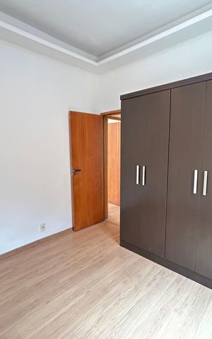 Apartamento à venda com 70m², 2 quartos e 1 vagaQuarto 02