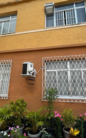 Apartamento à venda com 70m², 2 quartos e 1 vagaFachada