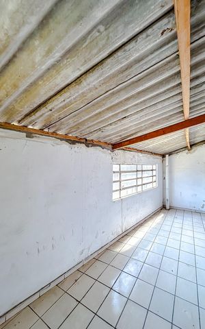 Casa à venda com 352m², 4 quartos e 4 vagasSala 4
