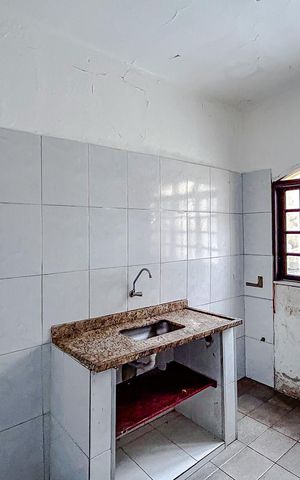 Casa à venda com 352m², 4 quartos e 4 vagasCozinha 2
