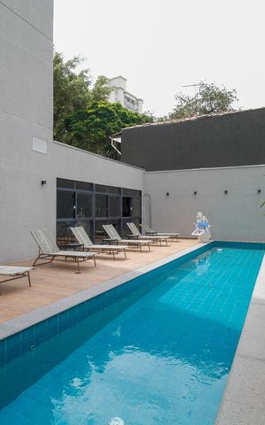Studio à venda com 24m², 1 quarto e sem vaga Studio à venda com 24m², 1 quarto e sem vagaÁrea Comum - Piscina