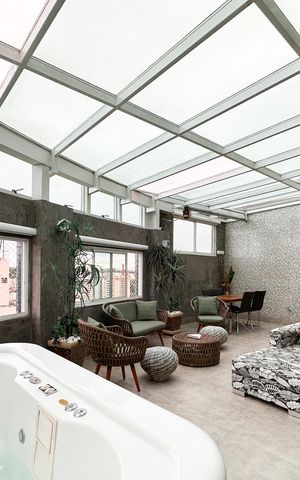 Apartamento à venda com 290m², 2 quartos e 3 vagas Apartamento à venda com 290m², 2 quartos e 3 vagasSacada da Sala