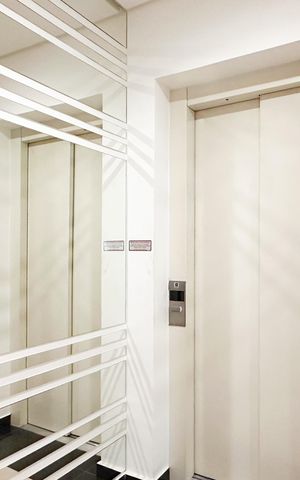 Apartamento à venda com 290m², 2 quartos e 3 vagas Apartamento à venda com 290m², 2 quartos e 3 vagasHall de entrada