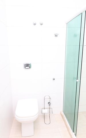 Casa à venda com 1199m², 5 quartos e 3 vagasBanheiro da Suíte 2