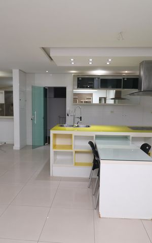 Casa à venda com 1199m², 5 quartos e 3 vagasCozinha
