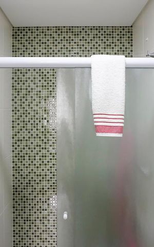 Apartamento à venda com 82m², 3 quartos e 2 vagasBanheiro da suíte
