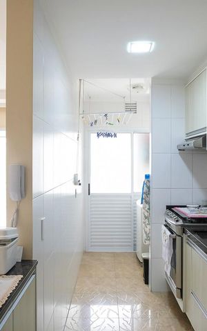 Apartamento à venda com 82m², 3 quartos e 2 vagasCozinha