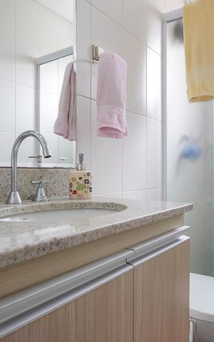 Apartamento à venda com 82m², 3 quartos e 2 vagasBanheiro
