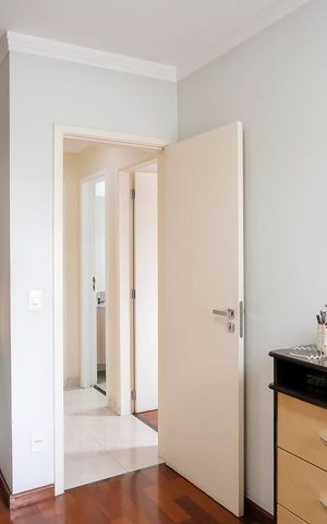 Apartamento à venda com 82m², 3 quartos e 2 vagasQuarto 1