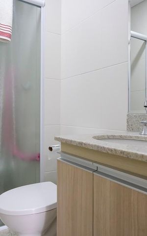 Apartamento à venda com 82m², 3 quartos e 2 vagasBanheiro da suíte