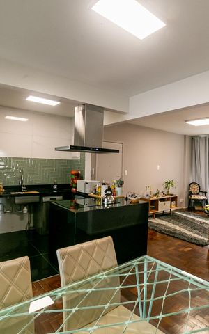 Apartamento à venda com 127m², 3 quartos e 1 vaga Apartamento à venda com 127m², 3 quartos e 1 vagaSala