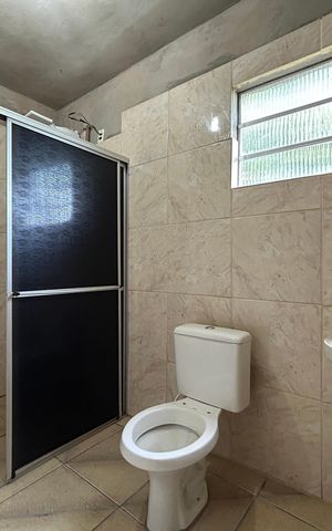 Casa à venda com 220m², 2 quartos e 1 vaga