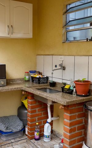 Casa à venda com 94m², 2 quartos e 2 vagas Casa à venda com 94m², 2 quartos e 2 vagasÁrea comum
