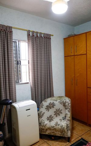 Casa à venda com 94m², 2 quartos e 2 vagas Casa à venda com 94m², 2 quartos e 2 vagasQuarto 2