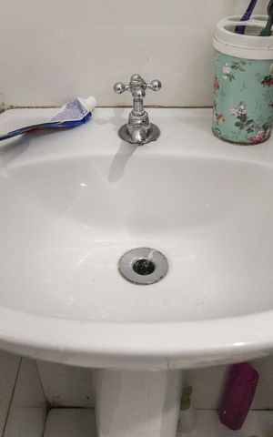 Apartamento à venda com 40m², 2 quartos e sem vaga Apartamento à venda com 40m², 2 quartos e sem vagaBanheiro