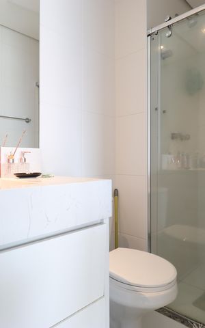 Apartamento à venda com 83m², 2 quartos e 2 vagasBanheiro Social